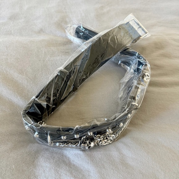 Killstar Punktured Belt Black Chain Skulls Womans Gothic Alternative S/M - Picture 6 of 6